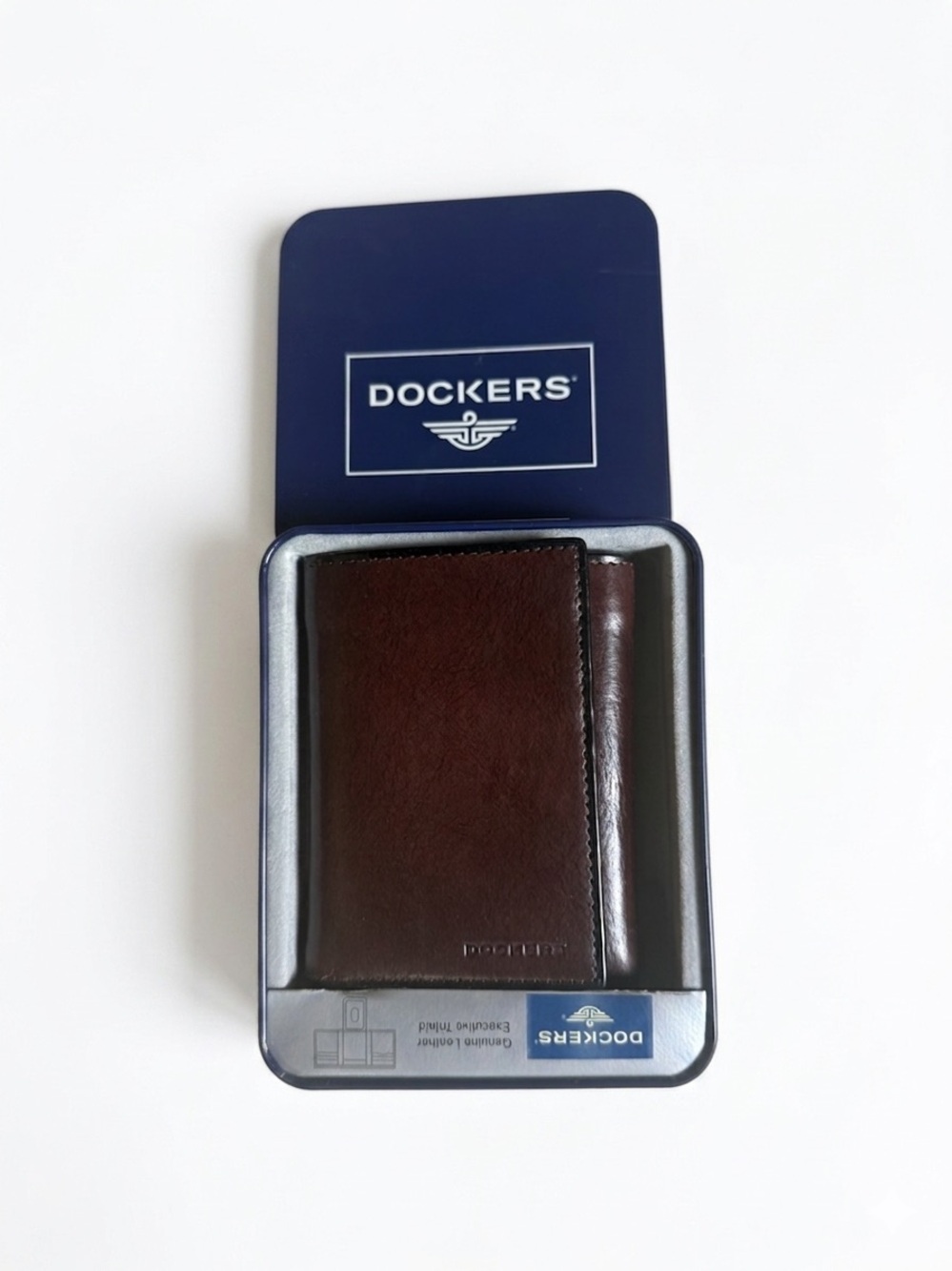 Dockers Men's Genuine Brown Leather Executive Trifold Wallet